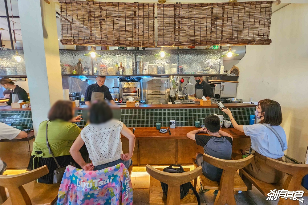 裡小樓小料理,台中必比登美食,隱藏巷弄的老宅餐廳、預約困難創意台菜 裡小樓小料理,台中必比登美食,隱藏巷弄的老宅餐廳、預約困難創意台菜