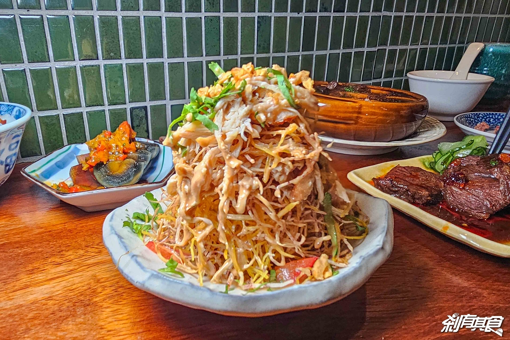 裡小樓小料理,台中必比登美食,隱藏巷弄的老宅餐廳、預約困難創意台菜 裡小樓小料理,台中必比登美食,隱藏巷弄的老宅餐廳、預約困難創意台菜