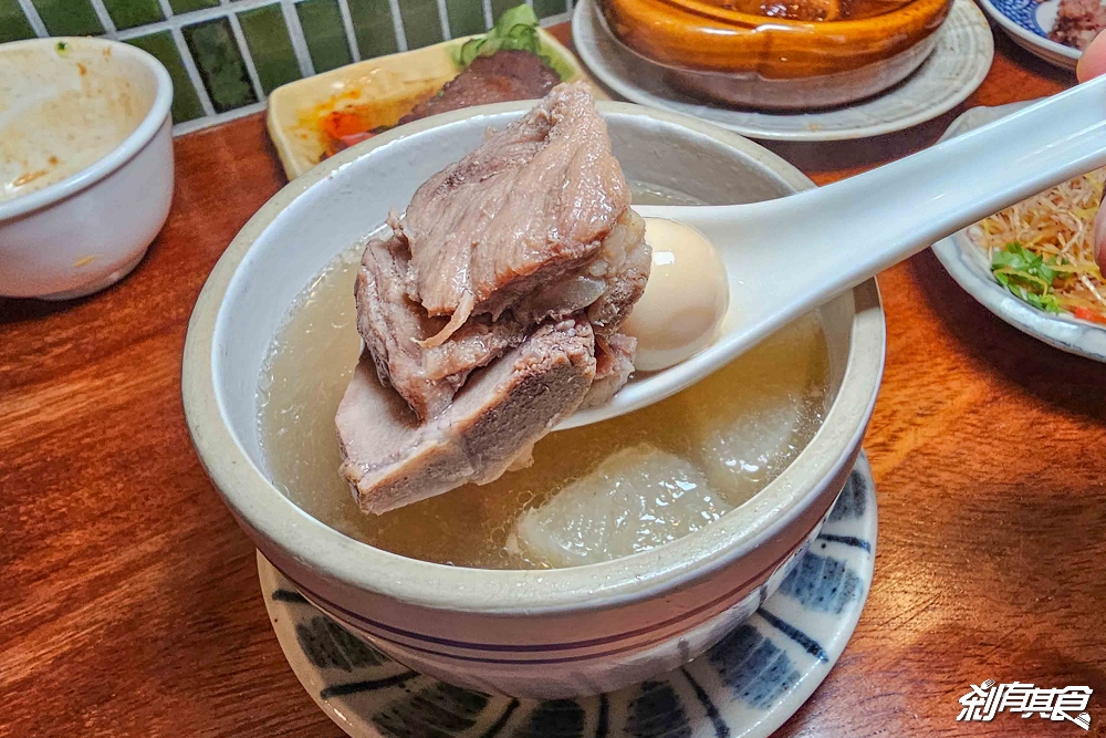 裡小樓小料理,台中必比登美食,隱藏巷弄的老宅餐廳、預約困難創意台菜 裡小樓小料理,台中必比登美食,隱藏巷弄的老宅餐廳、預約困難創意台菜