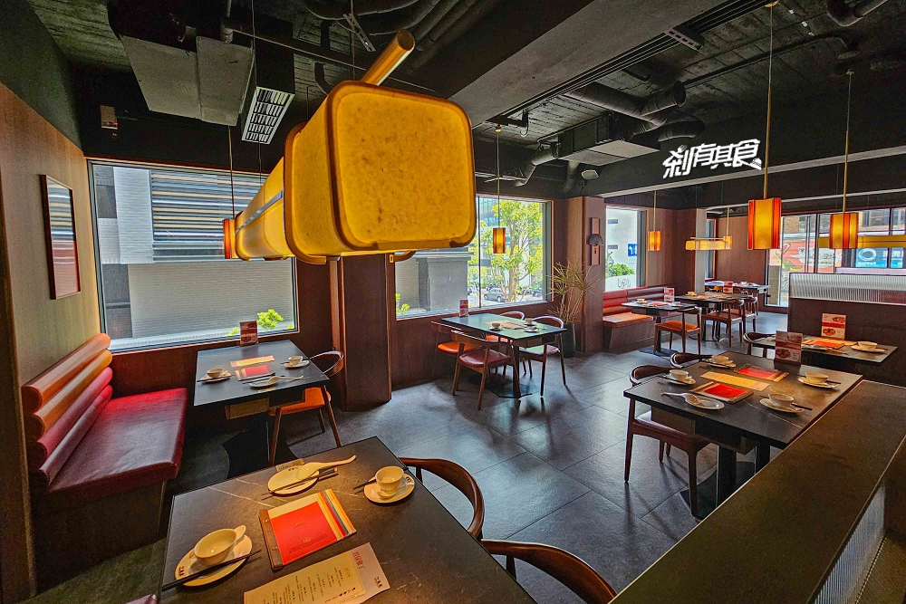 江魚美摩登中菜,台中西區美食,台中夜景餐廳「眺高」新品牌,「酸菜魚、麻婆豆腐蓋飯、黑糖燉奶」都是必點 江魚美摩登中菜,台中西區美食,台中夜景餐廳「眺高」新品牌,「酸菜魚、麻婆豆腐蓋飯、黑糖燉奶」都是必點