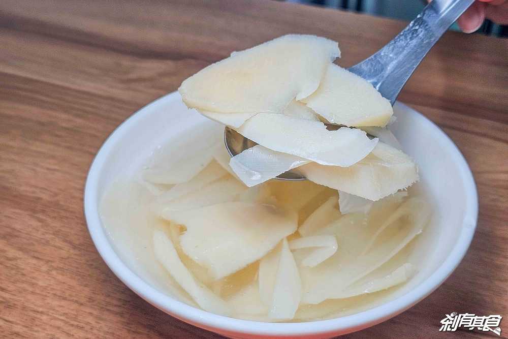 水金肉圓，台中北區美食，傳承三代的90年老店 搬家新址有冷氣