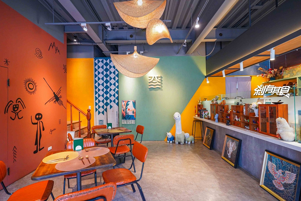 莎莎島，台中秘魯餐廳，一秒到南美洲，祕魯國民料理「檸檬漬生魚、秘魯烤半雞、炒牛肉」必吃、台中北屯美食 好停車