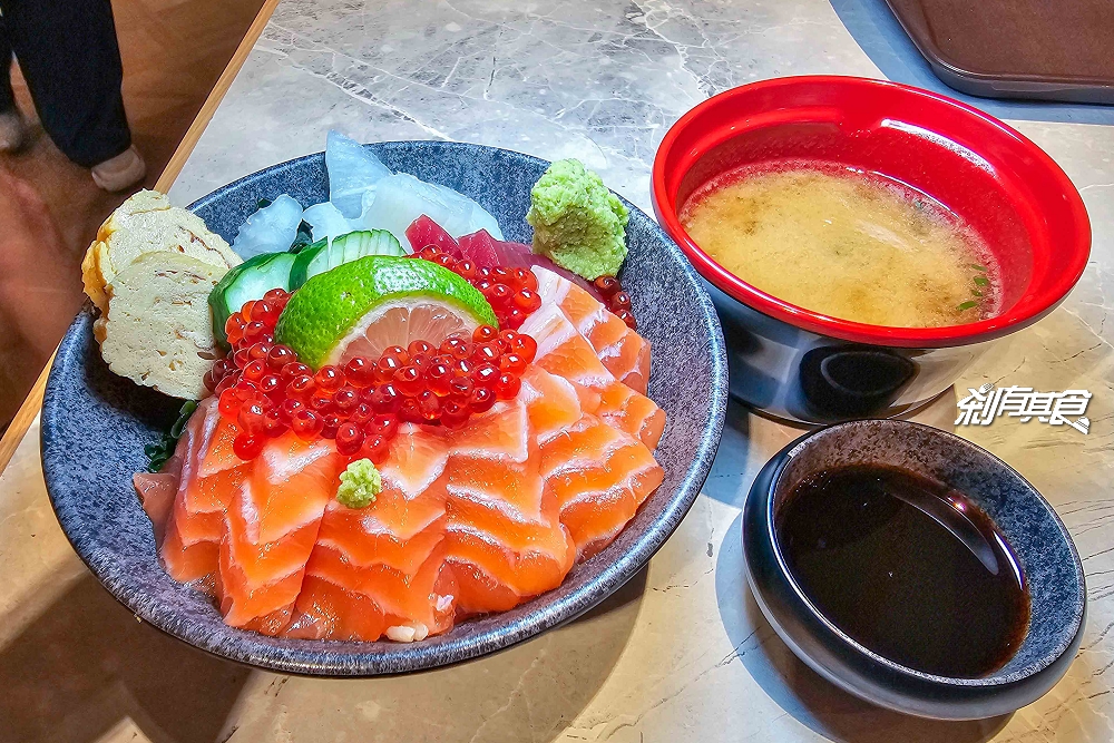 台中新光三越新餐飲品牌 搶先看！台中新光三越美食「Potato Corner、本村炸雞、心潮飯店、長浜漁屋」都來了