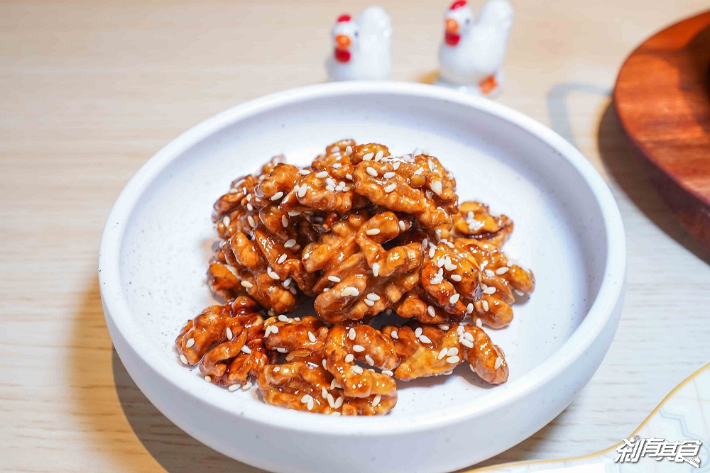 雞湯界愛馬仕!GOGOGA極上雞湯新派中菜,台中聚餐餐廳,瓦庫.不葷主義新品牌 「砂鍋極上雞湯、水煮牛、蜜棗燒肉」必吃,有包廂好停車 雞湯界愛馬仕!GOGOGA極上雞湯新派中菜,台中聚餐餐廳,瓦庫.不葷主義新品牌 「砂鍋極上雞湯、水煮牛、蜜棗燒肉」必吃,有包廂好停車