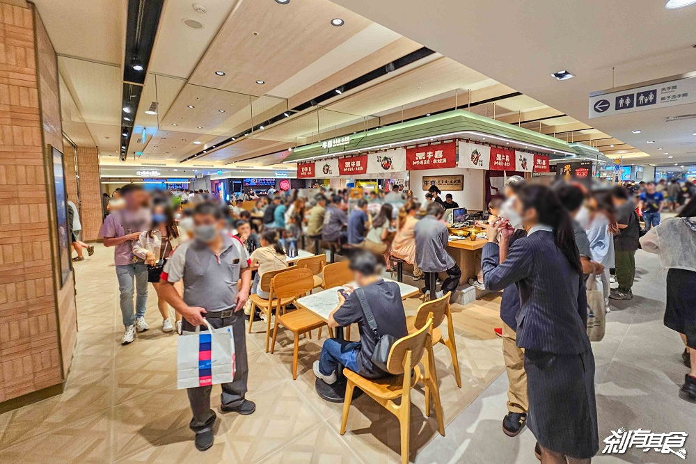 四喜雞煲，台中新光三越美食，瑞記海南雞新品牌，香港主廚「⿇辣雞煲、花雕雞煲」香辣好吃