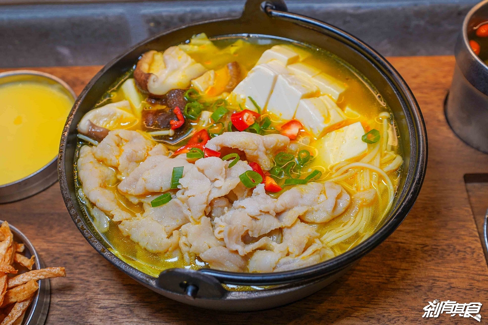 四喜雞煲，台中新光三越美食，瑞記海南雞新品牌，香港主廚「⿇辣雞煲、花雕雞煲」香辣好吃