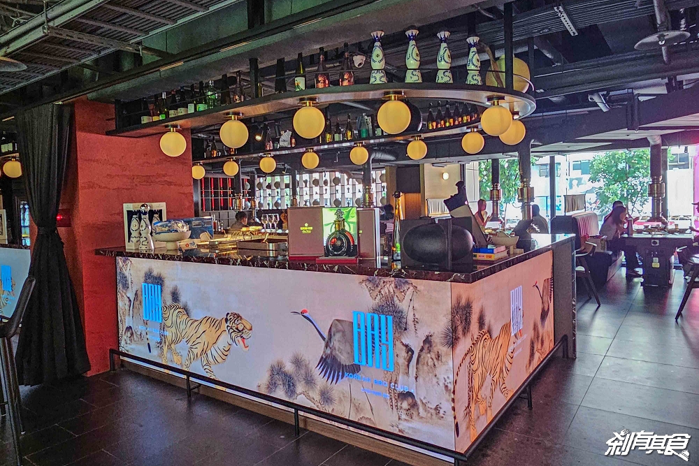 BAY Korean BBQ Club《單身即地獄》文世勳台中韓式燒肉餐廳，松露和牛黑醬麵、馬鈴薯排骨湯