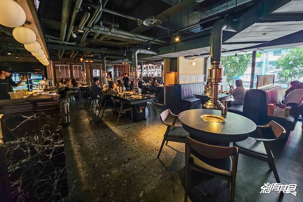 BAY Korean BBQ Club《單身即地獄》文世勳台中韓式燒肉餐廳，松露和牛黑醬麵、馬鈴薯排骨湯