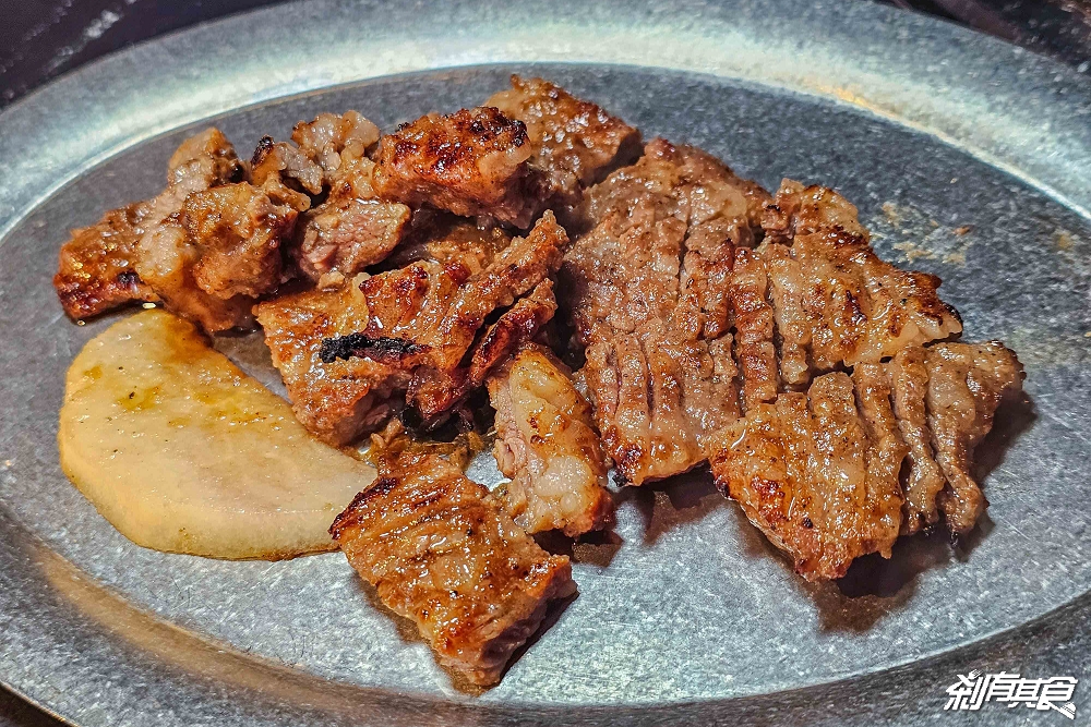 BAY Korean BBQ Club《單身即地獄》文世勳台中韓式燒肉餐廳，松露和牛黑醬麵、馬鈴薯排骨湯