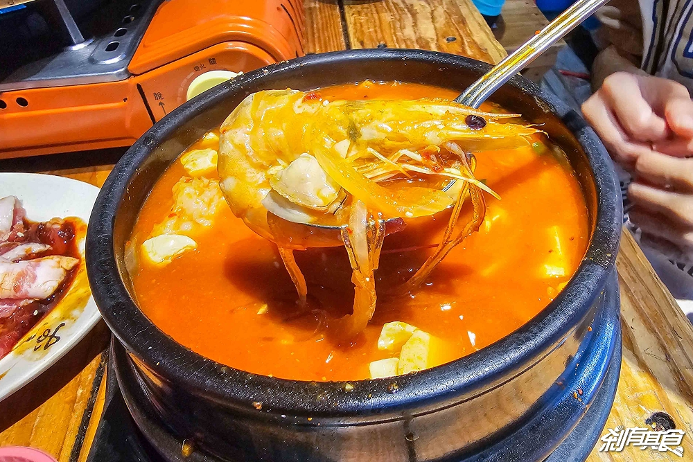 高麗屋，台中東區美食，平價大份量、高CP值人氣韓式料理 不排隊吃不到「銅盤烤肉、海鮮煎餅」必點