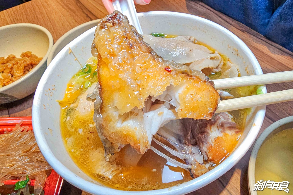 經典小排飯，台中中區美食，台北小排飯新品牌，超人氣平價便當90元起「砂鍋魚飯、三寶飯」 月底救星就是你