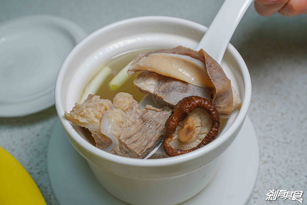 憶念點心堂,台中南屯美食,五星主廚好吃港點 現點現做4.8高評價「叉燒包、黃金流沙包、宮保牛肉」 憶念點心堂,台中南屯美食,五星主廚好吃港點 現點現做4.8高評價「叉燒包、黃金流沙包、宮保牛肉」