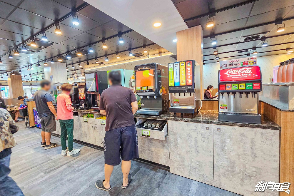 億品鍋台中天津店,台中小火鍋+自助吧 高CP小火鍋170元起 億品鍋台中天津店,台中小火鍋+自助吧 高CP小火鍋170元起