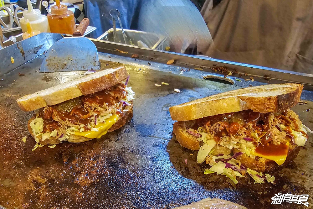 2025鈴蘭通散步納涼會「大墩鈴蘭通啤酒節」13大市集、變裝遊行 10/25-26 護照新玩法一起嗨起來！