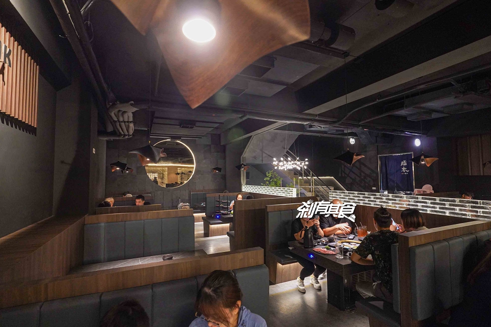 脂本燒肉，彰化超犯規燒肉店，用「A5和牛、蔥鹽口袋厚切牛舌、伊比利豬」征服老饕，彰化約會餐廳