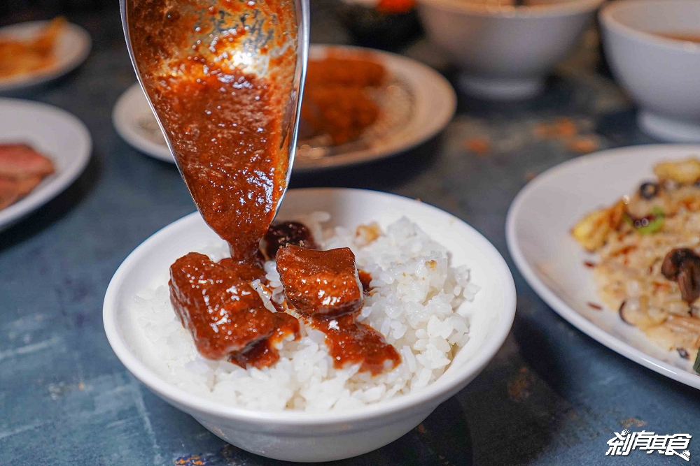 燎牛舌豬排炒麵飯，台中北區美食，神戶B級美食「神戶炒麵飯」、夢幻厚切牛舌、炸豬排，台中I人友善餐廳