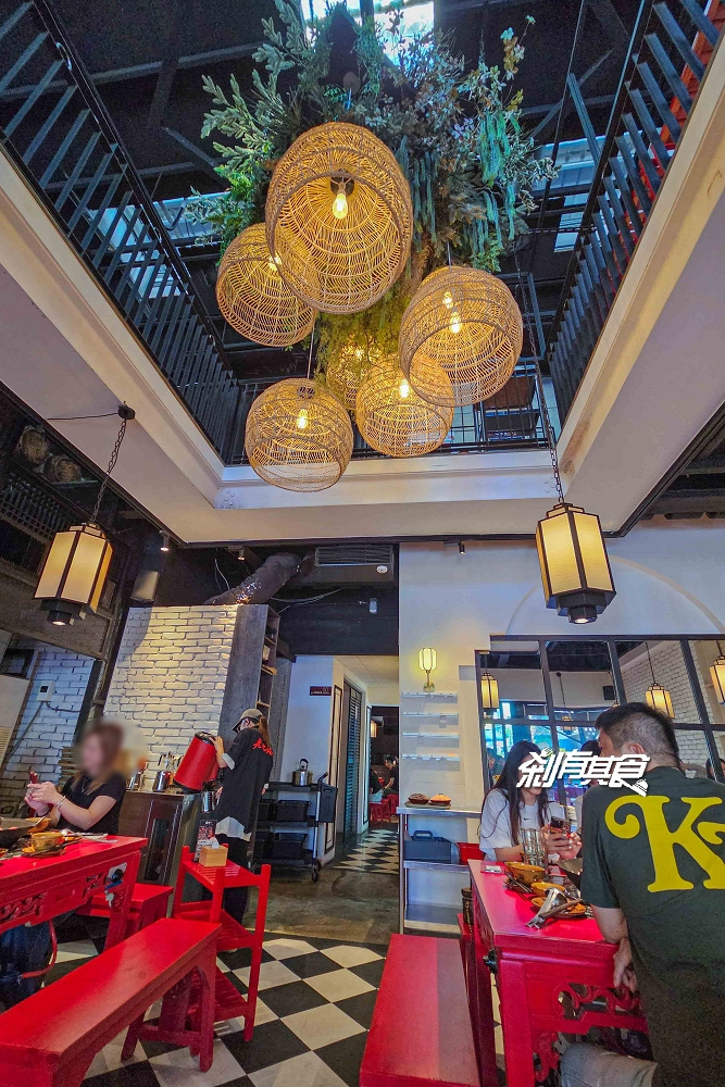 霧都老火鍋健行店,台中麻辣鍋推薦,正宗重慶牛油火鍋,必點菜色全攻略,新增假日中午營業 霧都老火鍋健行店,台中麻辣鍋推薦,正宗重慶牛油火鍋,必點菜色全攻略,新增假日中午營業