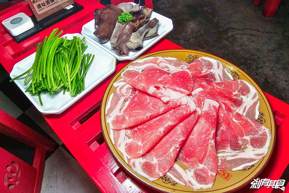 霧都老火鍋健行店,台中麻辣鍋推薦,正宗重慶牛油火鍋,必點菜色全攻略,新增假日中午營業 霧都老火鍋健行店,台中麻辣鍋推薦,正宗重慶牛油火鍋,必點菜色全攻略,新增假日中午營業