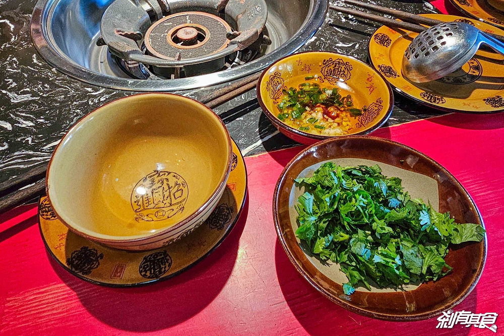 霧都老火鍋健行店,台中麻辣鍋推薦,正宗重慶牛油火鍋,必點菜色全攻略,新增假日中午營業 霧都老火鍋健行店,台中麻辣鍋推薦,正宗重慶牛油火鍋,必點菜色全攻略,新增假日中午營業