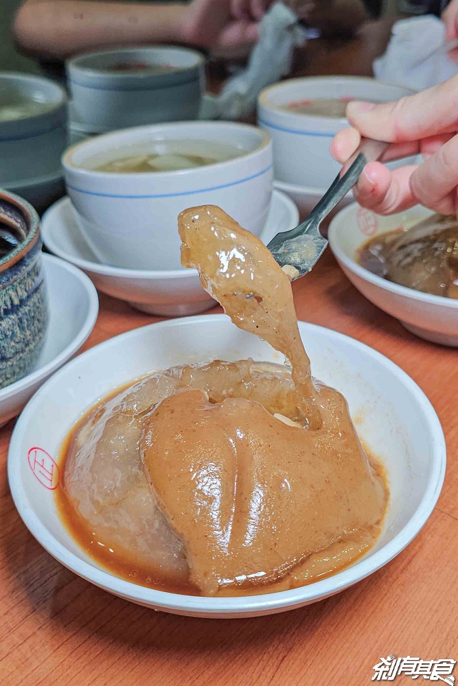正彰化肉圓,彰化美食,在地人從小吃到大80年老店,期間限定「香菇雞腿肉圓」新上市,干貝香菇肉圓、補氣龍髓盅必點 正彰化肉圓,彰化美食,在地人從小吃到大80年老店,期間限定「香菇雞腿肉圓」新上市,干貝香菇肉圓、補氣龍髓盅必點