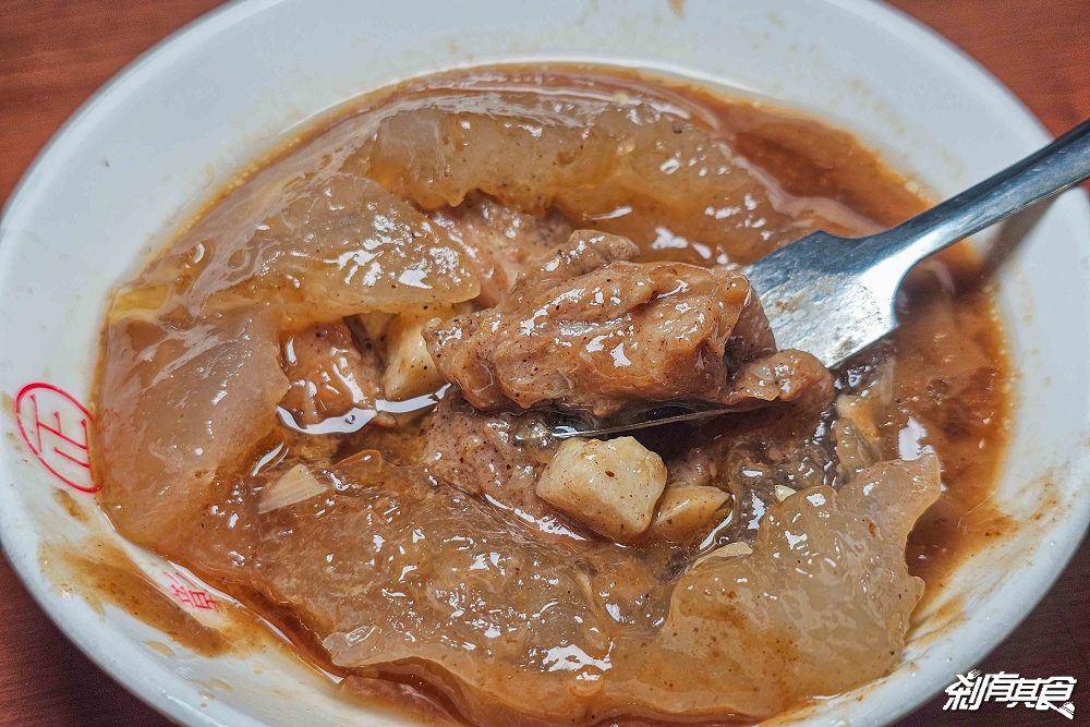 正彰化肉圓,彰化美食,在地人從小吃到大80年老店,期間限定「香菇雞腿肉圓」新上市,干貝香菇肉圓、補氣龍髓盅必點 正彰化肉圓,彰化美食,在地人從小吃到大80年老店,期間限定「香菇雞腿肉圓」新上市,干貝香菇肉圓、補氣龍髓盅必點