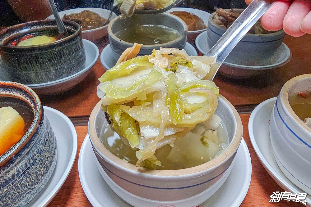 正彰化肉圓,彰化美食,在地人從小吃到大80年老店,期間限定「香菇雞腿肉圓」新上市,干貝香菇肉圓、補氣龍髓盅必點 正彰化肉圓,彰化美食,在地人從小吃到大80年老店,期間限定「香菇雞腿肉圓」新上市,干貝香菇肉圓、補氣龍髓盅必點