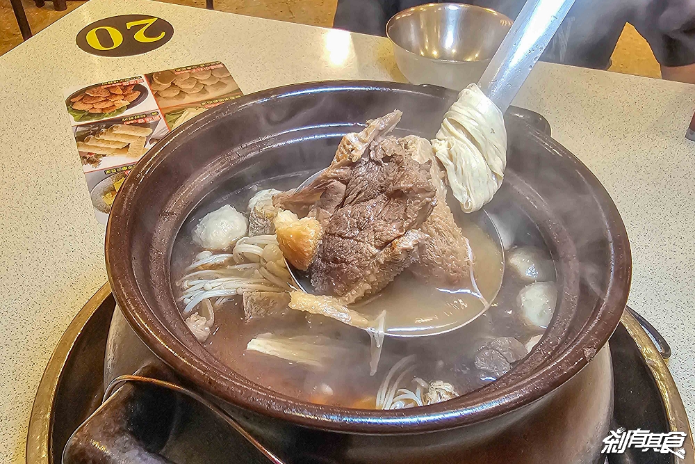 霸味薑母鴨台中旗艦店,台中北區美食,生意超好炭火陶鍋薑母鴨,網評台中最強霸味薑母鴨 霸味薑母鴨台中旗艦店,台中北區美食,生意超好炭火陶鍋薑母鴨,網評台中最強霸味薑母鴨