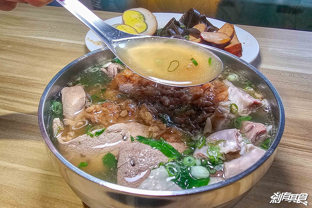 阿霞的豬肝麵,台中西屯美食,隱藏巷弄再巷弄,每天只開5.5小時,在地人都排隊的神秘銷魂老味道 阿霞的豬肝麵,台中西屯美食,隱藏巷弄再巷弄,每天只開5.5小時,在地人都排隊的神秘銷魂老味道