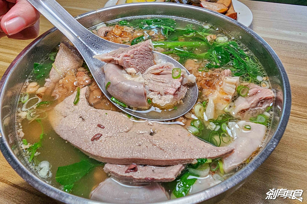 阿霞的豬肝麵,台中西屯美食,隱藏巷弄再巷弄,每天只開5.5小時,在地人都排隊的神秘銷魂老味道 阿霞的豬肝麵,台中西屯美食,隱藏巷弄再巷弄,每天只開5.5小時,在地人都排隊的神秘銷魂老味道