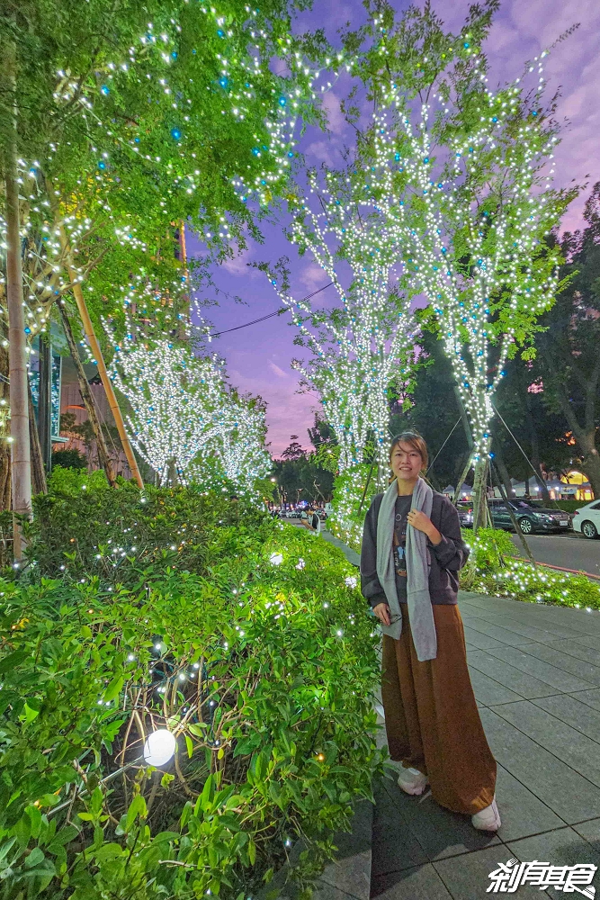 2025勤美草悟聖誕村，台中聖誕景點，5大必拍聖誕布置 「光之道」上萬顆燈海超好拍 禮物交換所、聖誕市集