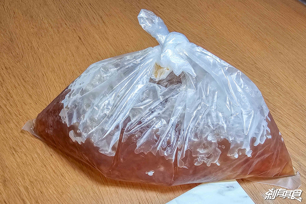 民生路無名豆花，台中西區美食，超人氣豆花搬新家！7種配料隨你裝到滿只要50元