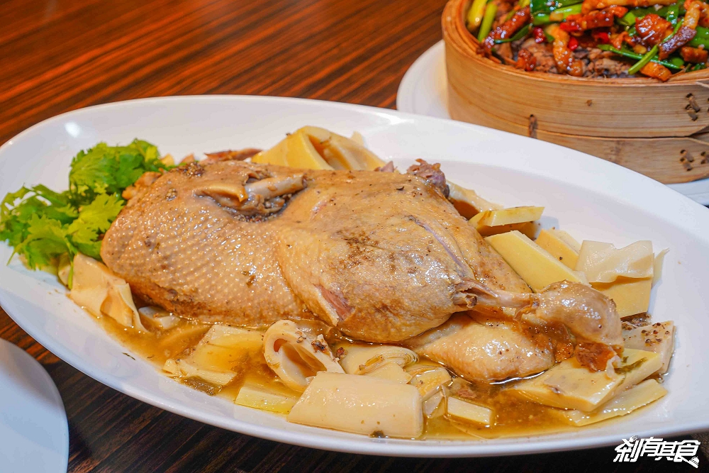 范頭家客家餐廳,台中尾牙聚餐首選 「馨.四炆四炒」客家古早味「客家小炒芋香糕、油甘果蒸鮮魚、肚臍餅」都吃得到,有包廂好停車 台中客家餐廳 范頭家客家餐廳,台中尾牙聚餐首選 「馨.四炆四炒」客家古早味「客家小炒芋香糕、油甘果蒸鮮魚、肚臍餅」都吃得到,有包廂好停車 台中客家餐廳