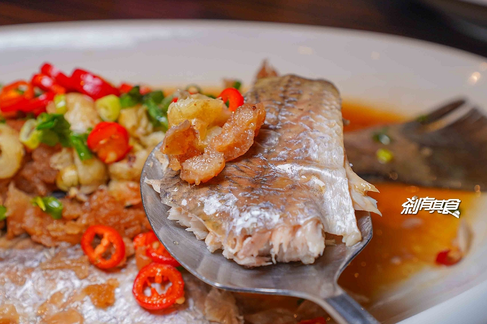 范頭家客家餐廳,台中尾牙聚餐首選 「馨.四炆四炒」客家古早味「客家小炒芋香糕、油甘果蒸鮮魚、肚臍餅」都吃得到,有包廂好停車 台中客家餐廳 范頭家客家餐廳,台中尾牙聚餐首選 「馨.四炆四炒」客家古早味「客家小炒芋香糕、油甘果蒸鮮魚、肚臍餅」都吃得到,有包廂好停車 台中客家餐廳