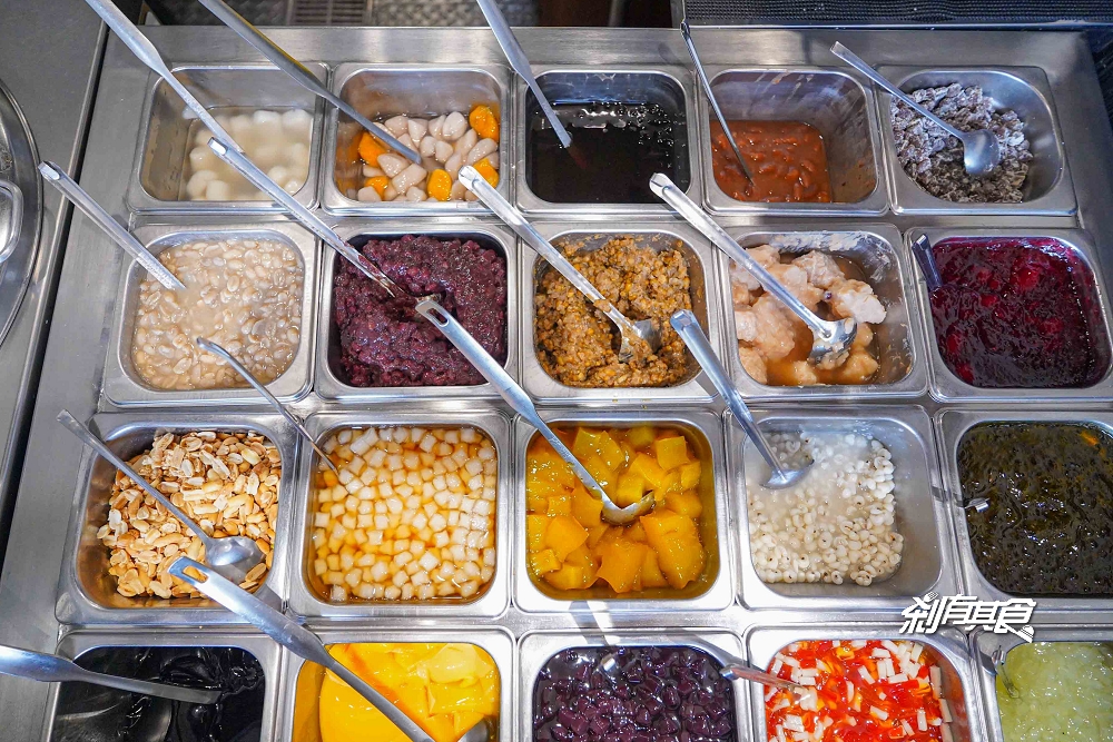 嘉良冰鎮旗艦總店,台中太平美食,40年老店新菜單「紫米湯圓、綜合湯圓、燒仙草」冬至好朋友 嘉良冰鎮旗艦總店,台中太平美食,40年老店新菜單「紫米湯圓、綜合湯圓、燒仙草」冬至好朋友