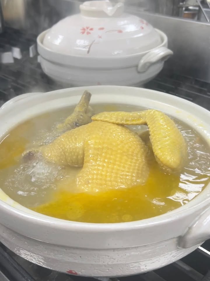 江魚美摩登中菜,台中西區美食,台中夜景餐廳「眺高」新品牌,「酸菜魚、麻婆豆腐蓋飯、黑糖燉奶」都是必點 江魚美摩登中菜,台中西區美食,台中夜景餐廳「眺高」新品牌,「酸菜魚、麻婆豆腐蓋飯、黑糖燉奶」都是必點