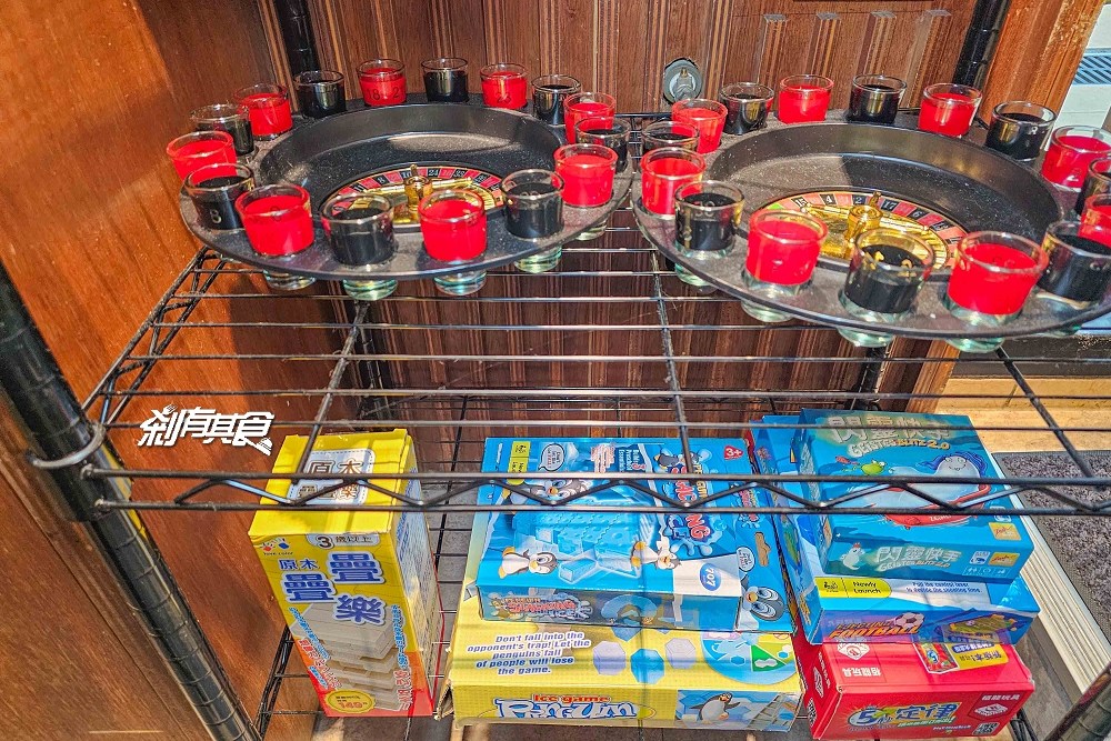 UNCLE RAY台中店，台中北區美食，可看球賽、有桌遊、KTV包廂的平價串燒居酒屋，串燒咖哩都好吃，台中宵夜聚餐好去處