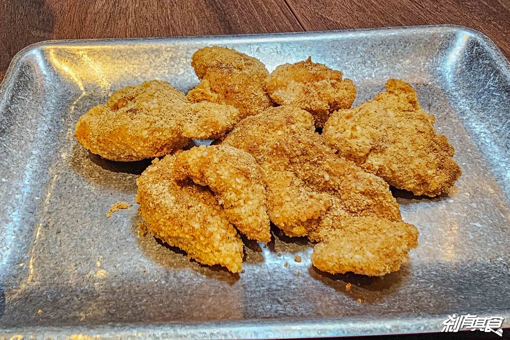 UNCLE RAY台中店，台中北區美食，可看球賽、有桌遊、KTV包廂的平價串燒居酒屋，串燒咖哩都好吃，台中宵夜聚餐好去處