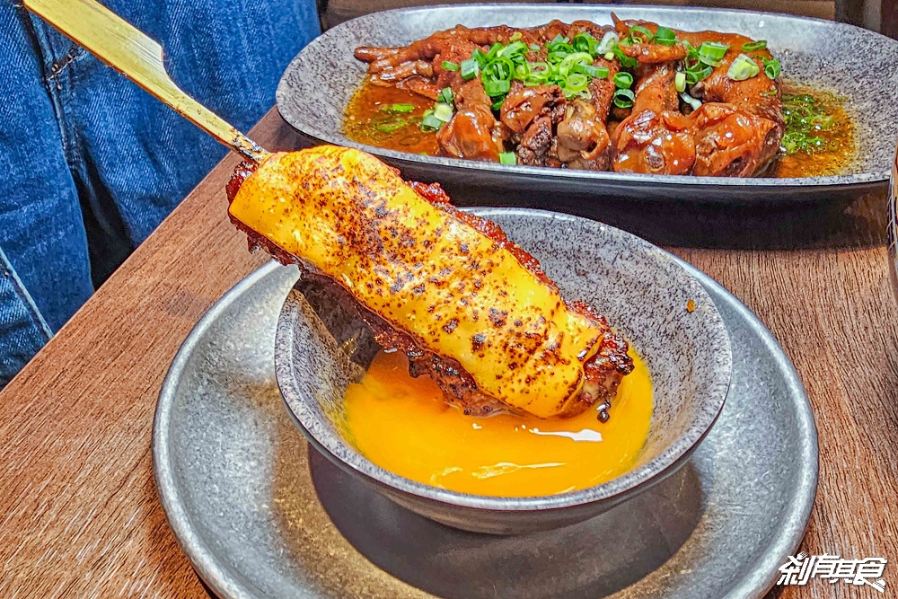 UNCLE RAY台中店，台中北區美食，可看球賽、有桌遊、KTV包廂的平價串燒居酒屋，串燒咖哩都好吃，台中宵夜聚餐好去處