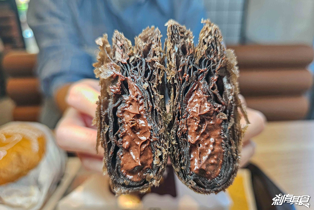 麥當勞新品「巧克力三角派」 台灣限時開賣!咖哩搖搖薯條、咖哩辣味雞塊、咖哩漢堡 麥當勞新品「巧克力三角派」 台灣限時開賣!咖哩搖搖薯條、咖哩辣味雞塊、咖哩漢堡