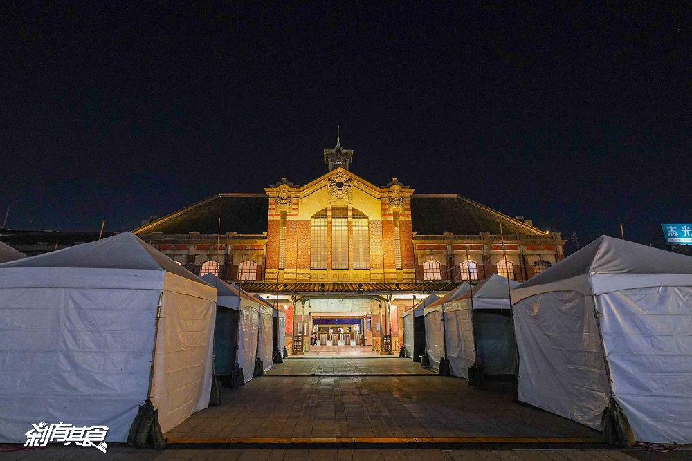 2025台中耶誕嘉年華《角落小夥伴》18米高千層奶油蛋糕耶誕樹、柳川水舞燈光秀、還有耶誕市集 2025台中耶誕嘉年華《角落小夥伴》18米高千層奶油蛋糕耶誕樹、柳川水舞燈光秀、還有耶誕市集