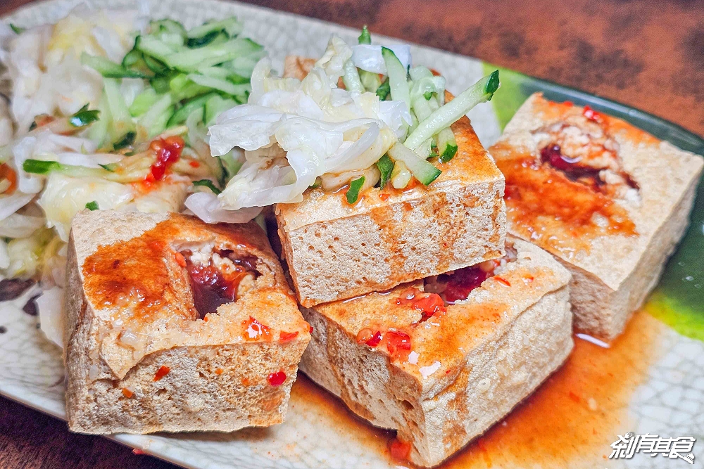 湖南老兵臭豆腐,台中臭豆腐推薦,搬新家的好吃脆皮臭豆腐,泡菜也好吃 湖南老兵臭豆腐,台中臭豆腐推薦,搬新家的好吃脆皮臭豆腐,泡菜也好吃