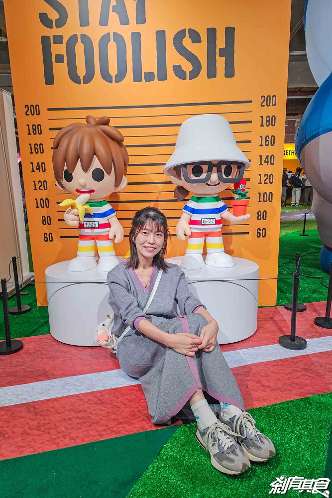 STAYREAL PARK台中站，台中聖誕景點，9米聖誕胡蘿蔔、還有「遇見公園」五月天快閃店