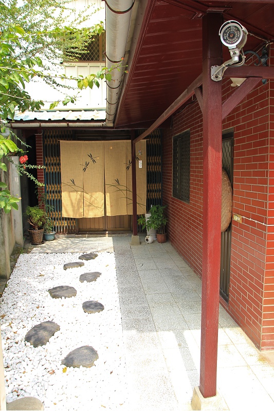 [台中美食/東區] 茶寮侘助 咖哩烏龍麵@來自東京的營養師媽媽好味道 (貓店長茶太郎參上)