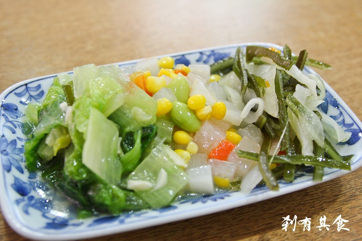 [台中/西屯區] 聯歡小西門 爌肉飯牛肉麵 @復古老店 古早味盒餐好吃又營養 (2/6更新：飯糰)