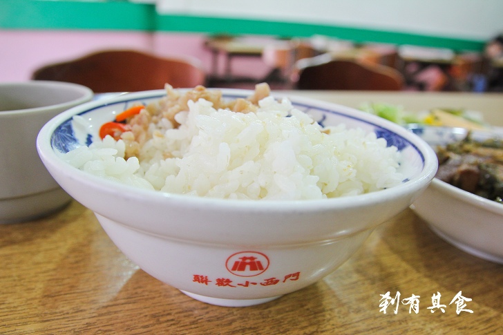 [台中/西屯區] 聯歡小西門 爌肉飯牛肉麵 @復古老店 古早味盒餐好吃又營養 (2/6更新：飯糰)