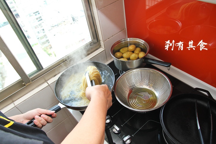 [裝潢大作戰] 入厝趴之迎賓料理食譜 米其林大廚赫斯頓傳授 紐約客多汁牛排 莎莎醬墨西哥玉米片 克勞蒂杯子蛋糕