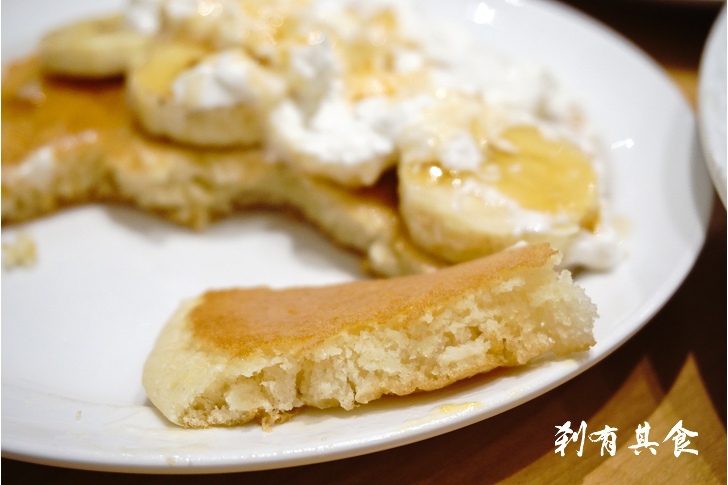 Eggs 'n Things 心齋橋店 | 大阪甜點推薦 香蕉奶油美式鬆餅 必吃排隊名店