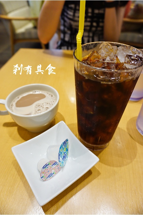 Eggs 'n Things 心齋橋店 | 大阪甜點推薦 香蕉奶油美式鬆餅 必吃排隊名店