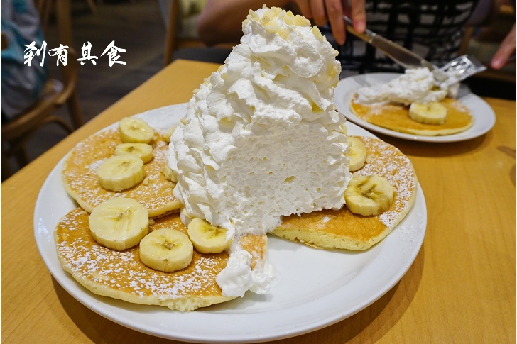 Eggs 'n Things 心齋橋店 | 大阪甜點推薦 香蕉奶油美式鬆餅 必吃排隊名店