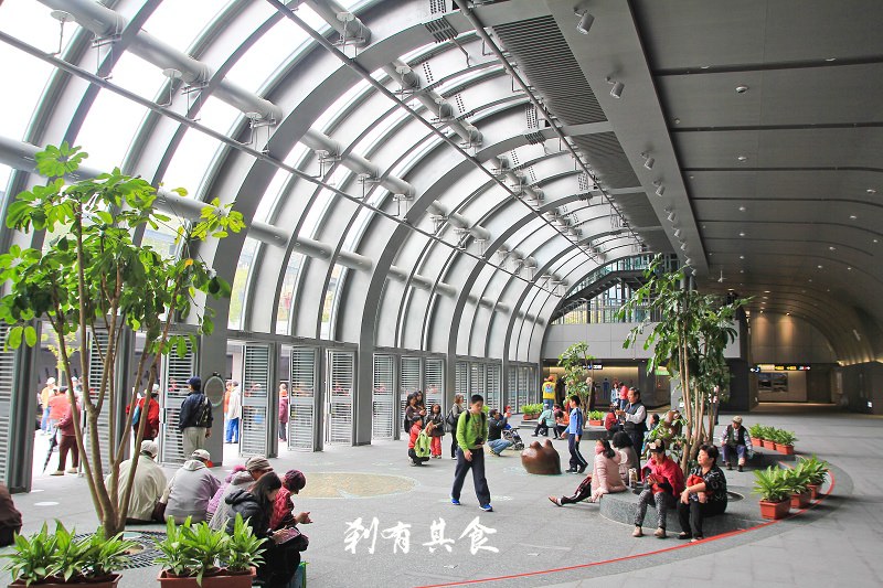 [台北/信義線] 大安森林公園站 全台北最美的捷運車站 @水舞秀超美還有會呼吸的窗戶